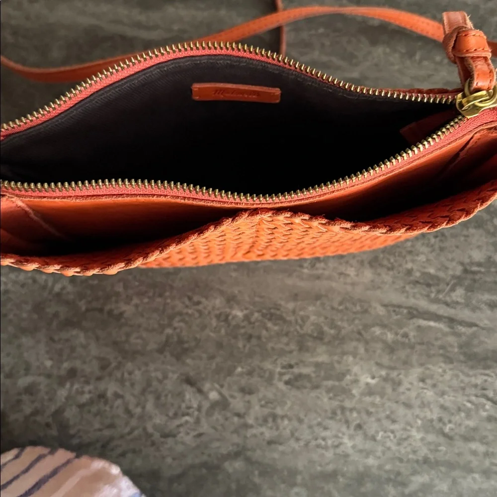 Madewell Red Braided Crossbody Bag - Picture 2 of 6